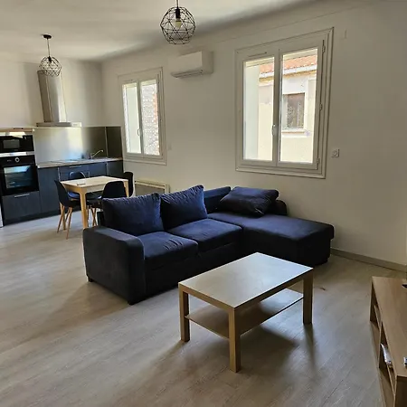 Proche De Toutes Commodites Apartment *